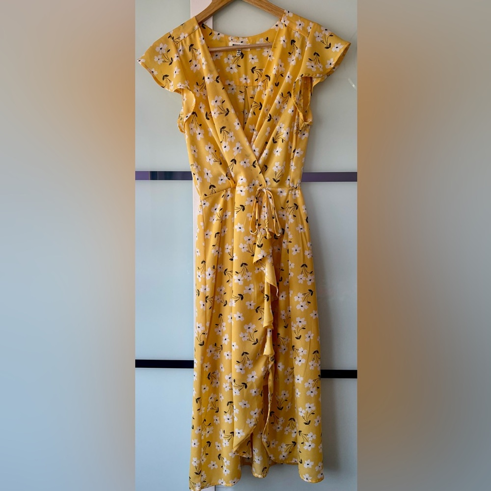 Monteau Yellow Ruffle Sleeve Summer Wrap Style Daisy Flower Midi Dress